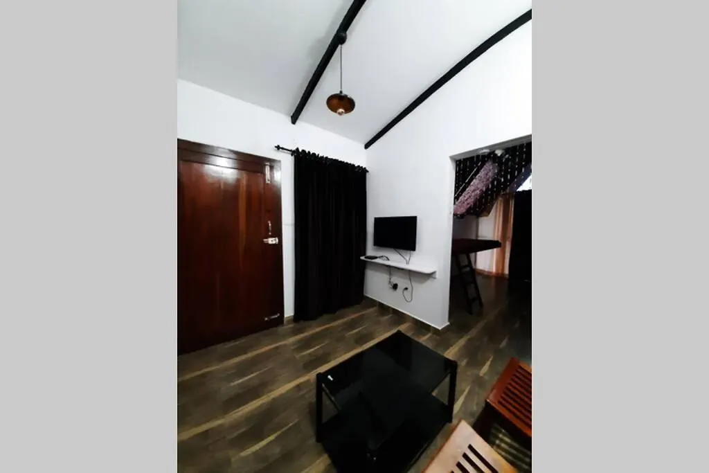 Dom wakacyjny Farmstay In ചില്ലുകൂടാരം At Les Domki Et Al. Vagamon