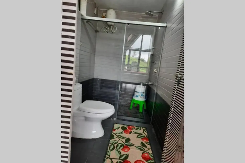 Farmstay In ചില്ലുകൂടാരം At Les Domki Et Al. Vagamon Indie