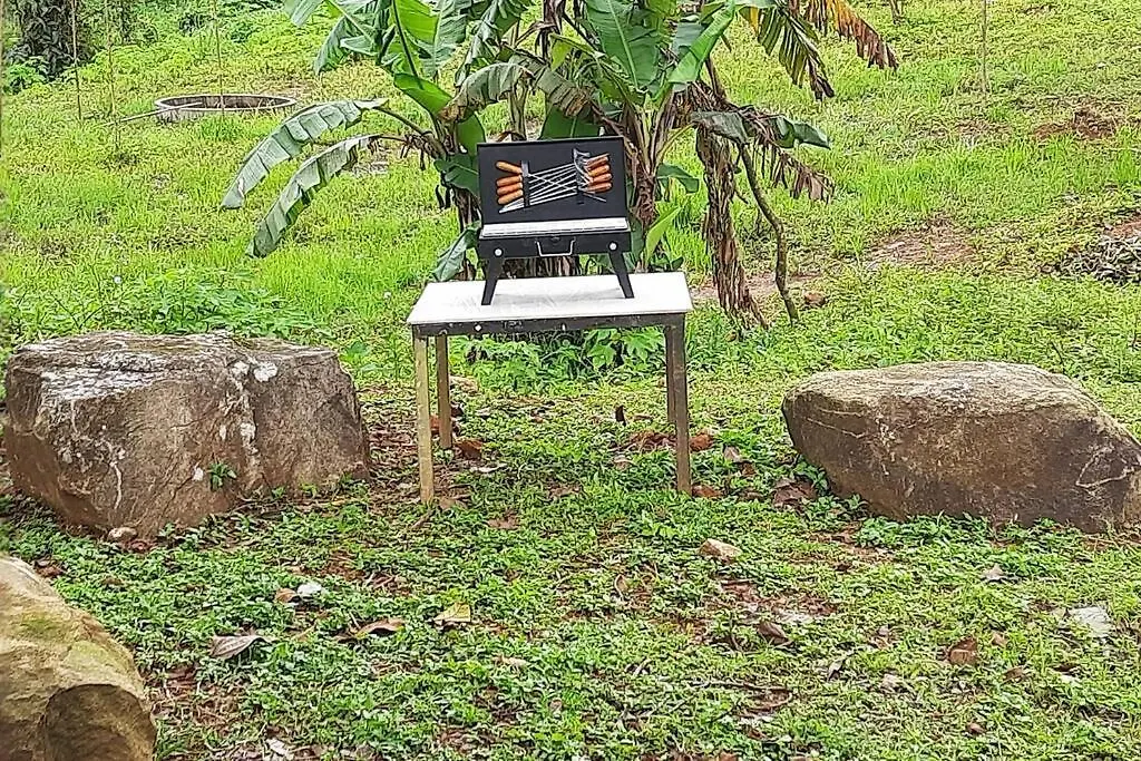 Farmstay In ചില്ലുകൂടാരം At Les Domki Et Al. Vagamon Dom wakacyjny